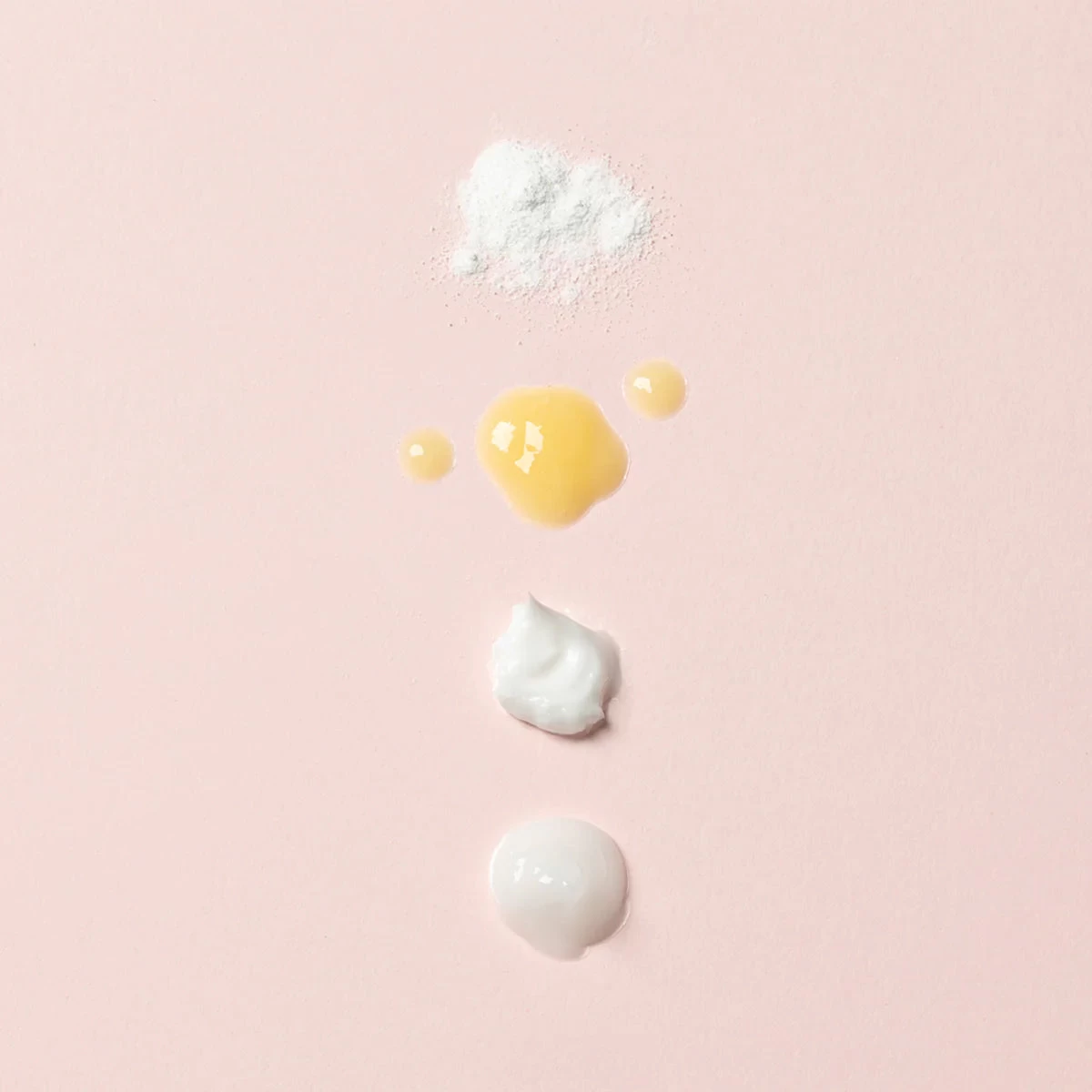 Beauty Bundle And Vegan Leather Travel Bag 5 Beauty Bundle And Vegan Leather Travel Bag - Image 3