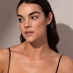 Delicate Necklace -Uncommon James J11N DELICATE GOLD M