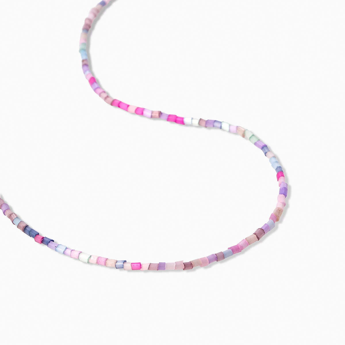 Feminine Necklace 6 Feminine Necklace - Image 4