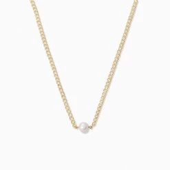 Statement Pearl Necklace