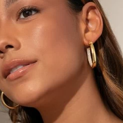 Closer Look Hoops -Uncommon James J12E CLOSERLOOK GOLD M 1