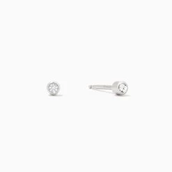 Simple Stud Earrings