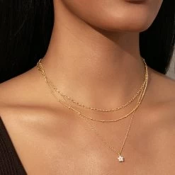 Flower Pendant Necklace 11 Flower Pendant Necklace -Uncommon James J13N FLOWERPENDANT GOLD M 1