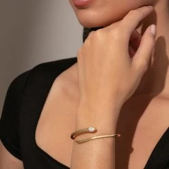 Snake Bracelet -Uncommon James J14B SNAKEBRACE GOLD 1