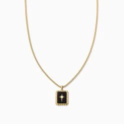 Star Power Pendant Necklace