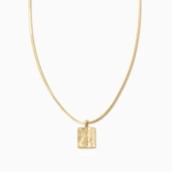 Uncommon Pendant Necklace