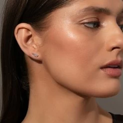 Angel Wings Ear Climber -Uncommon James J15E ANGELWINGSTUD SILVER M1