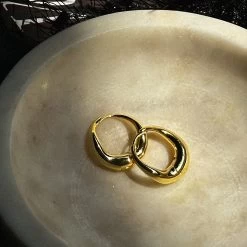 Organic Huggies -Uncommon James J15E ORGANICHUG GOLD 3