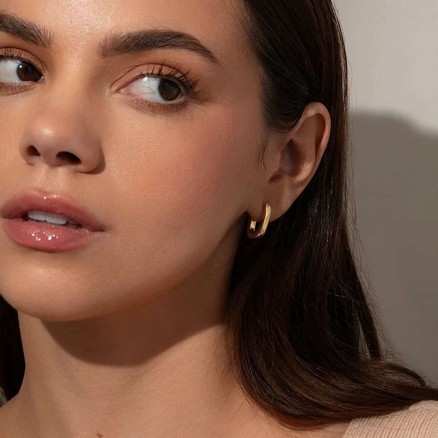 Oval Huggie Earrings 6 Oval Huggie Earrings - Image 4