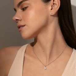 Four Leaf Clover Necklace -Uncommon James J16N FOURLEAF SILVER M1