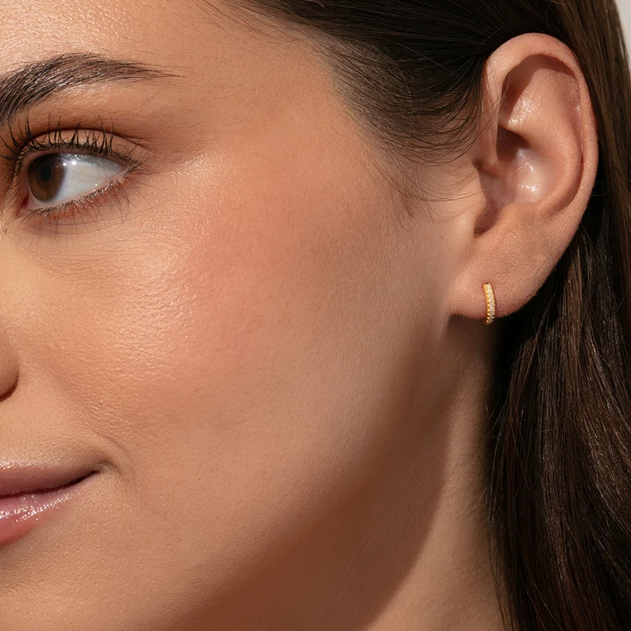 Hollywood Pavé Vermeil Huggies 7 Hollywood Pavé Vermeil Huggies - Image 5