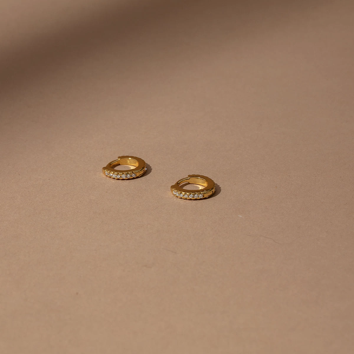 Hollywood Pavé Vermeil Huggies 3 Hollywood Pavé Vermeil Huggies